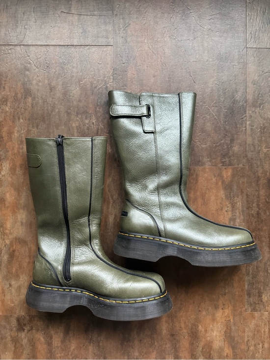 Dr. Martens Shoes - DOC MARTENS Green Chunky Platform Leather Mid-Calf Boots